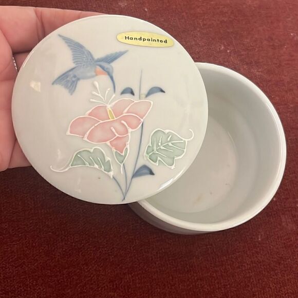 Vintage Otagiri Japan Handprinted Hummingbird Trinket Box NEW - Picture 2 of 5